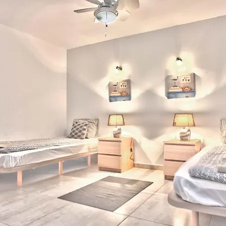 Holiday Exclusive Costa Adeje (Tenerife)